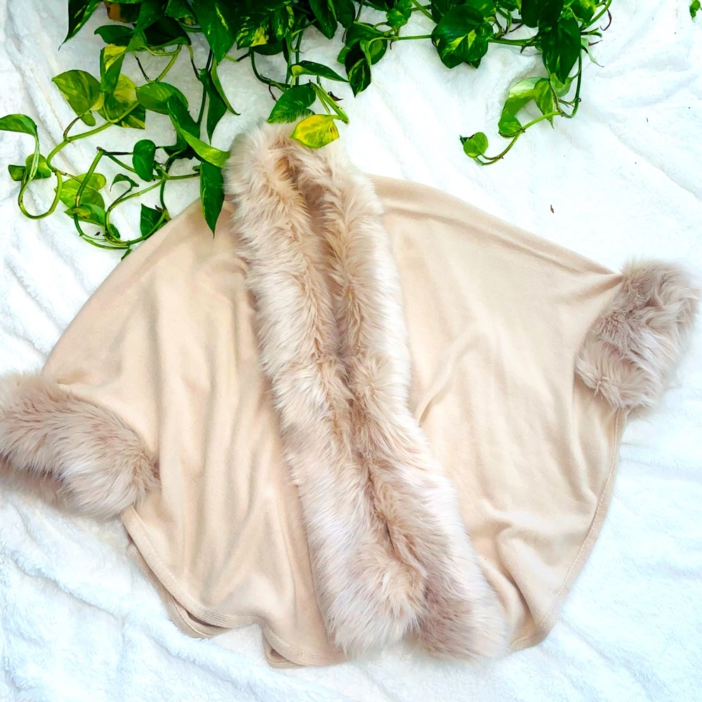 Faux fur knit Cape